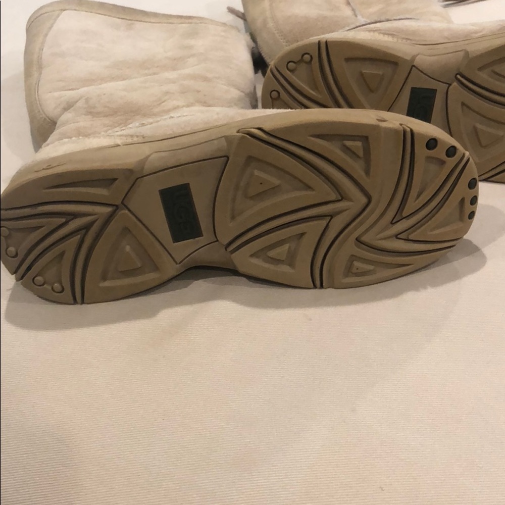 Pull On Uggs - image 4